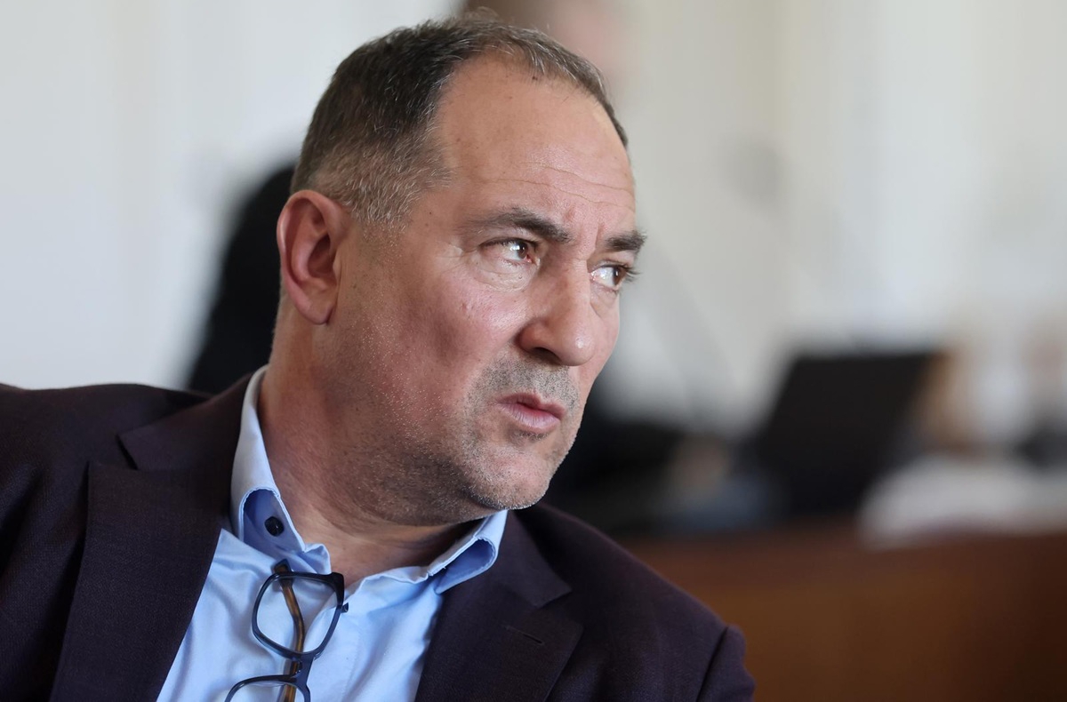 Štimac objavu na Fejsu završio sa ZDS. Medij iz BiH: Hoće li UEFA reagirati?