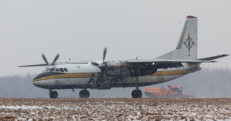 Avion koji se srušio u Rusiji je star 50 godina. Zovu ih "leteći traktori"