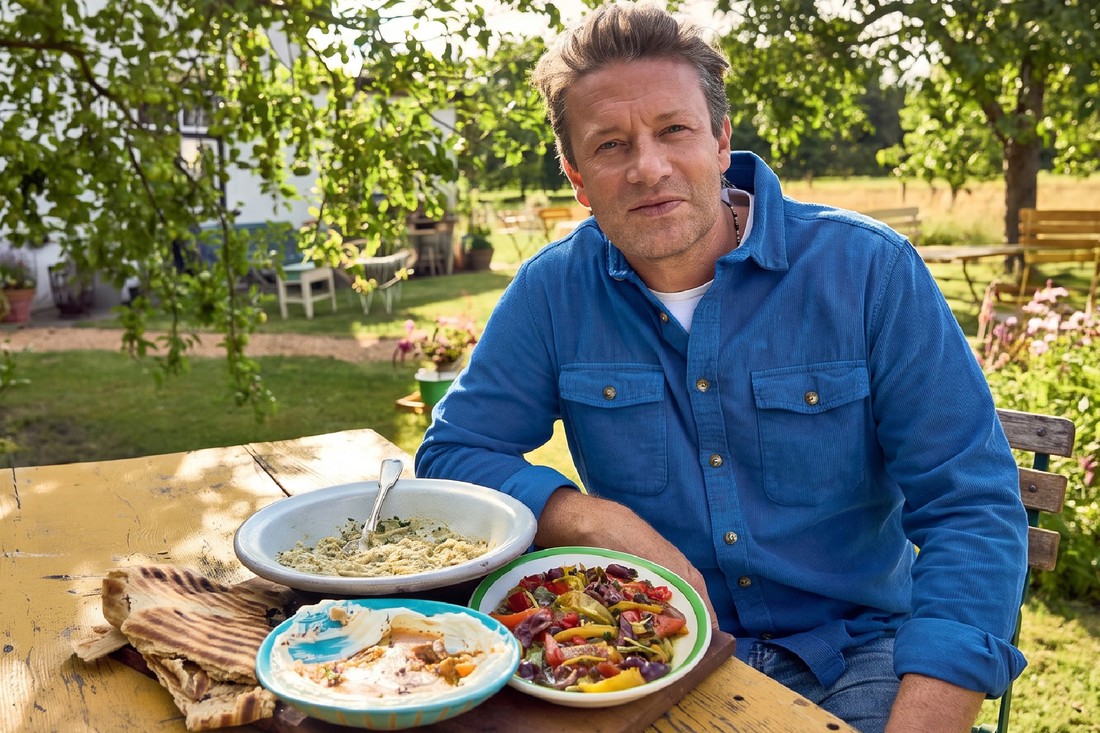 Nemate više ideja za ručak? Jamie Oliver ima čak 290 ljetnih prijedloga