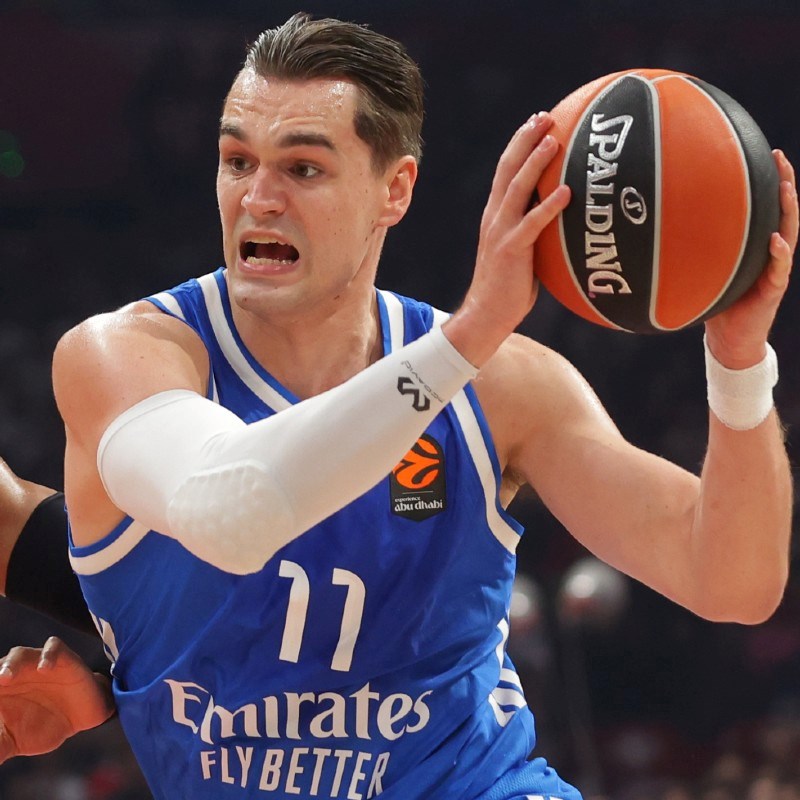 Kaos u Beogradu. Poslušajte žestoke uvrede Delija prema Hezonji