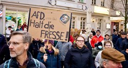 Ekstremno desni AfD u Njemačkoj lagano gubi podršku