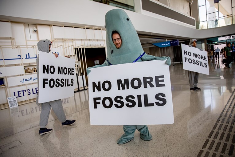 COP28 ušao u produžetke. Zemlje se ne mogu dogovoriti o ukidanju fosilnih goriva