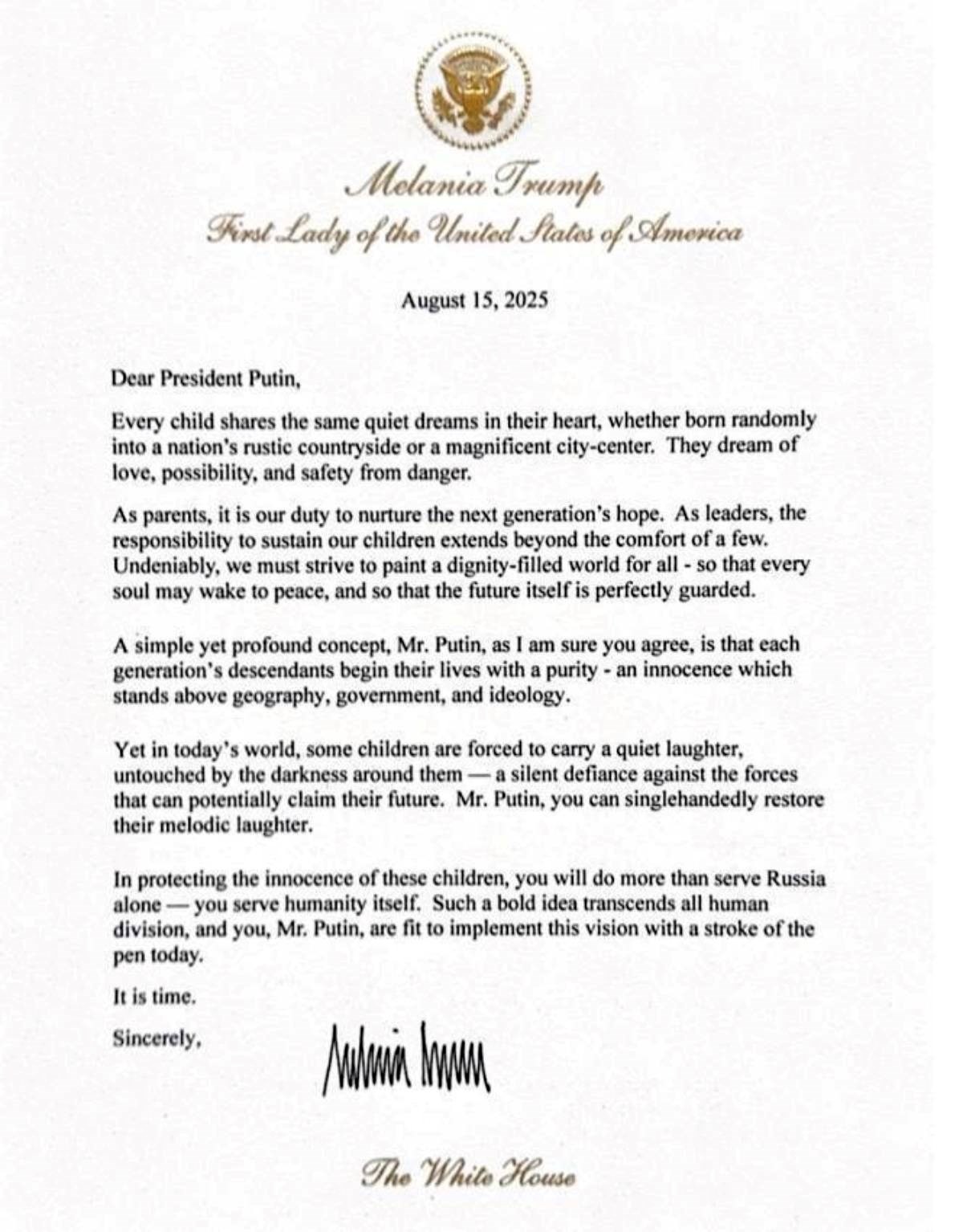 Ovo je pismo koje je Melanija poslala Putinu. Trump ga osobno uručio