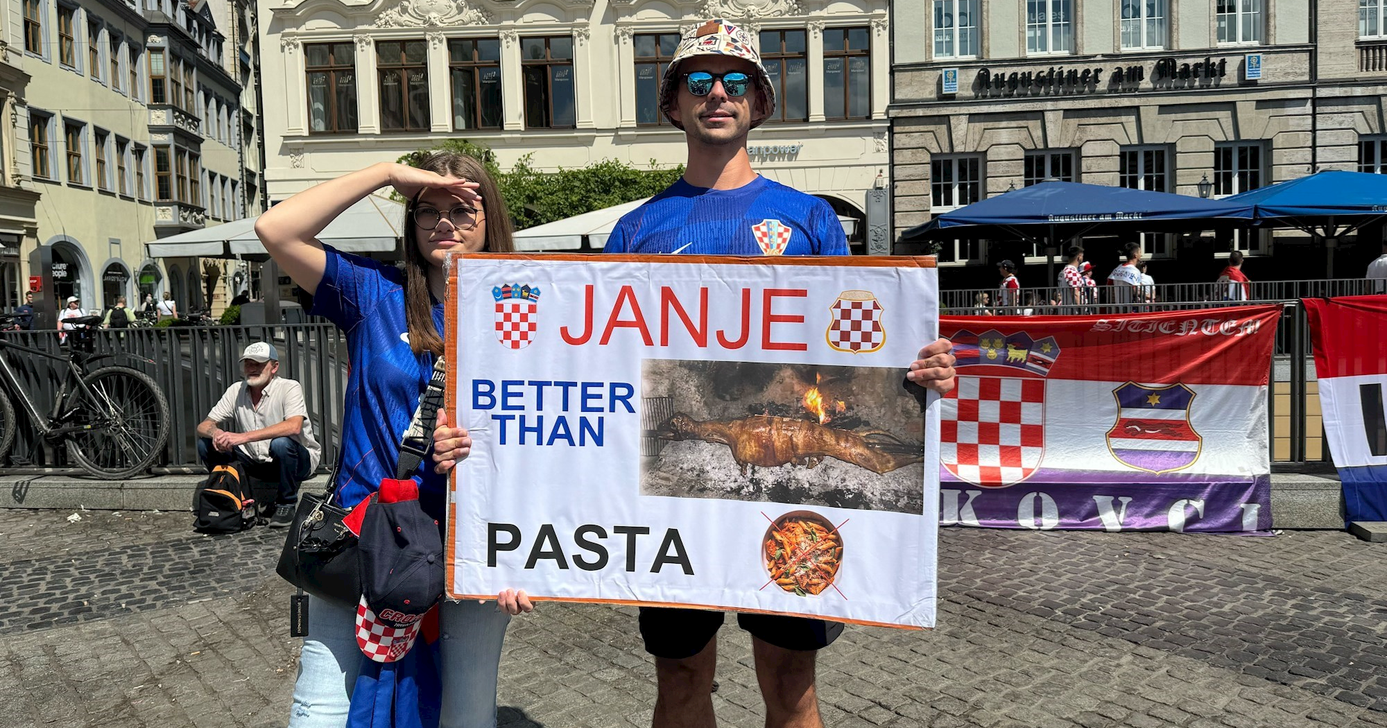 Hrvatski navijači u Leipzigu Talijanima poručili: "Janje better than pasta"