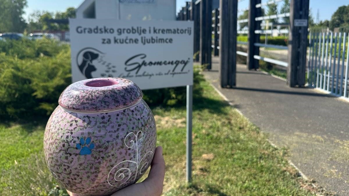 Ljubimce koji uginu tijekom ljetovanja na Jadranu, strani gosti kući vraćaju u urnama