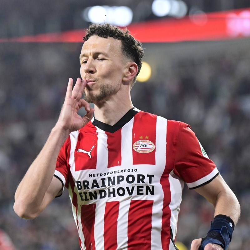 Perišić napušta PSV? Tehnički direktor kluba objasnio kakva je situacija