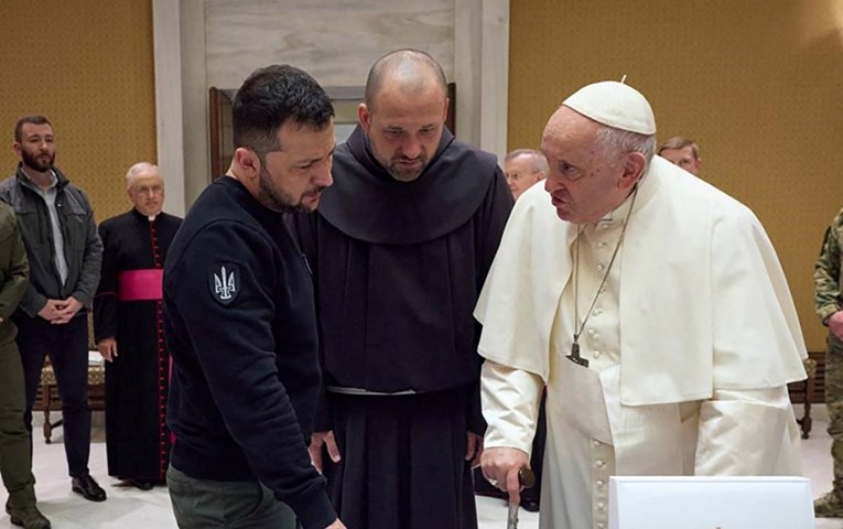 Zelenski zabranio prorusku pravoslavnu crkvu. Papa osudio taj potez 