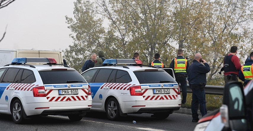 Mađarska policija pronašla 17 migranata naguranih u kamionu, morala doći hitna