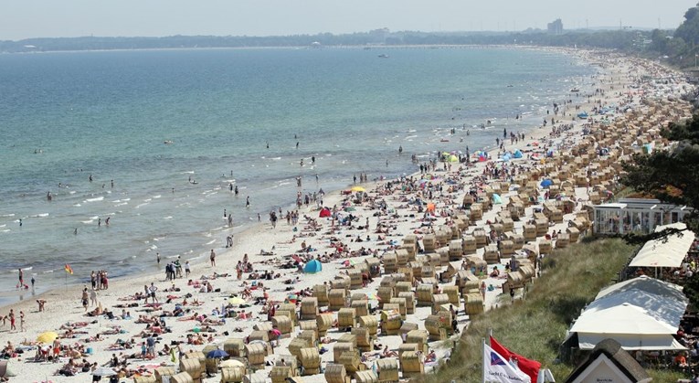 Njemačke plaže su tijekom vikenda bile krcate, Merkel je zabrinuta