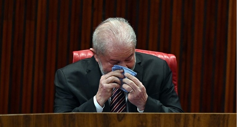 Novoizabrani brazilski predsjednik se rasplakao kad je dobio potvrdu rezultata