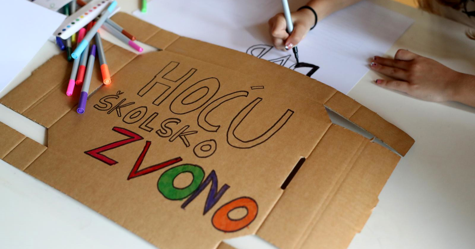 Otkazana je nastava u Zagrebu. Kako zabaviti djecu dok su kod kuće?