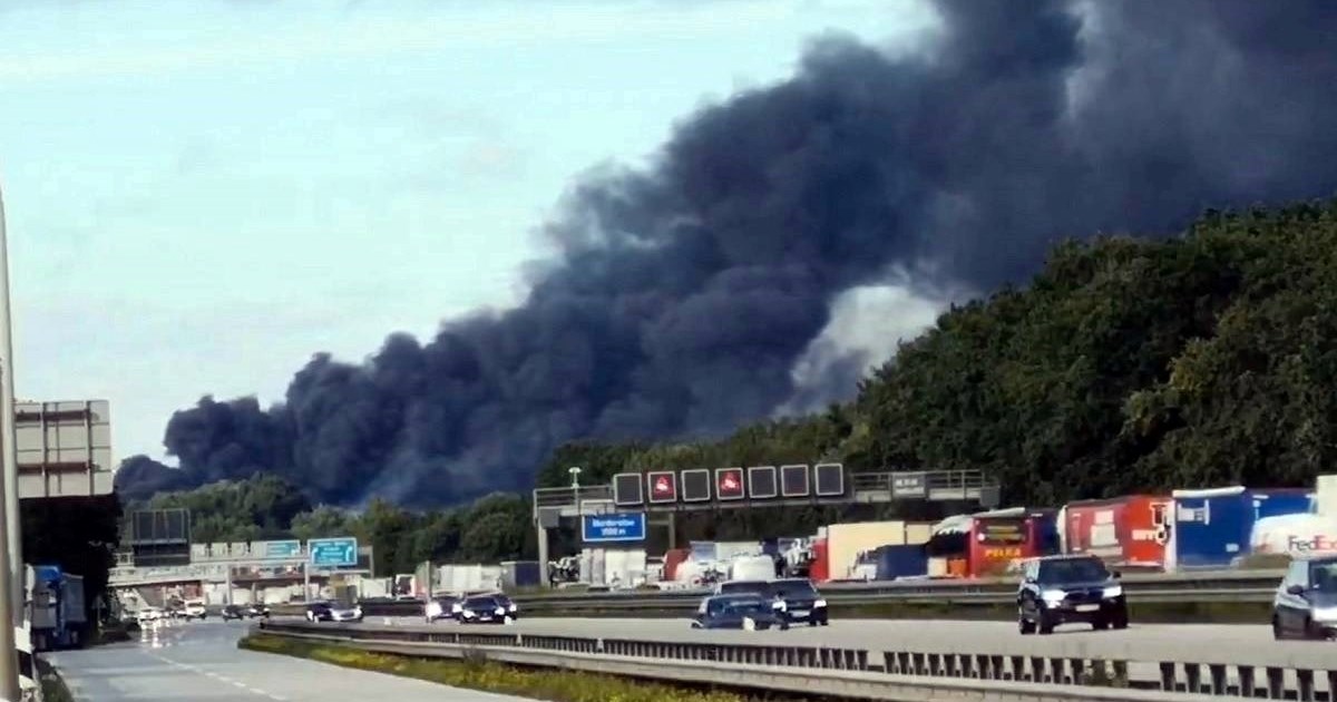 VIDEO Eksplozije i požar u Hamburgu, ima ozlijeđenih