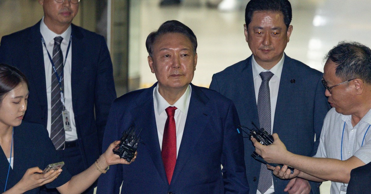 Južna Koreja: Smijenjeni predsjednik izbjegao ispitivanje ležeći u donjem rublju