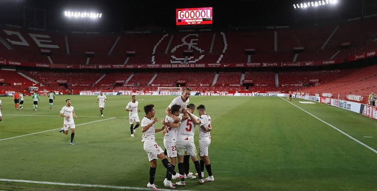 SEVILLA - BETIS 2:0 La Liga se nastavila velikim gradskim derbijem