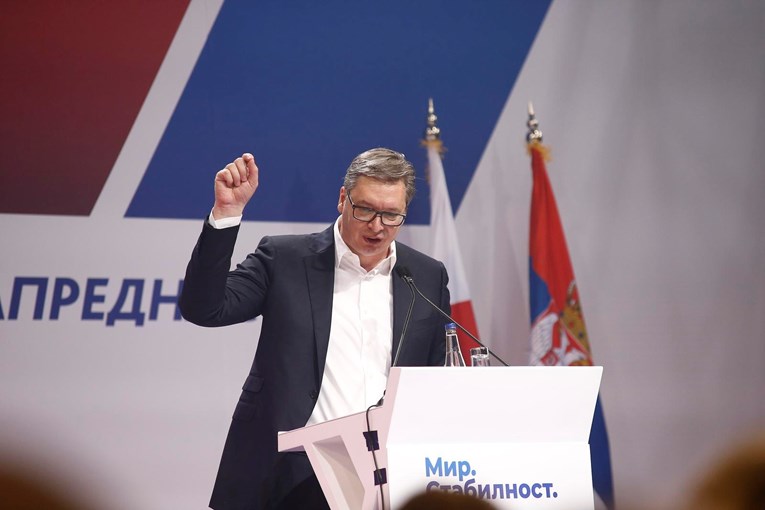 Sutra su izbori u Srbiji. Vučić favorit, evo što kažu Srbi i analitičar