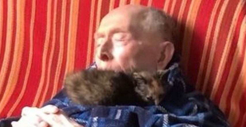 100-godišnji djed i mačić postali najbolji prijatelji, ne odvajaju se jedan od drugog
