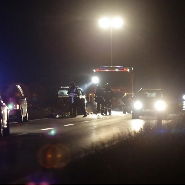 Mladić (19) i djevojka (19) BMW-om sletjeli s ceste u Podravini. Teško su ozlijeđeni