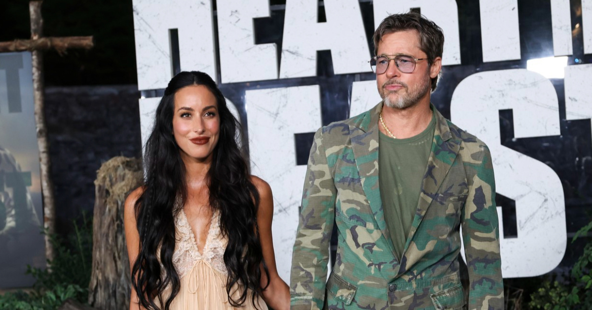 Brad Pitt s djevojkom Ines bio na premijeri filma, pojavio se u neobičnom odijelu