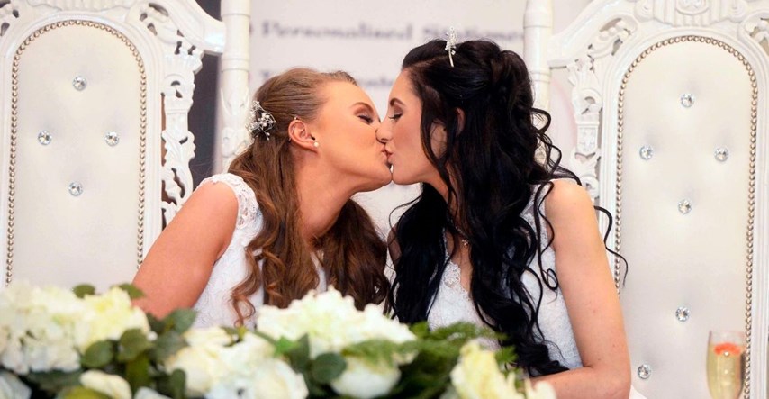 Prvi gej brak u Sjevernoj Irskoj: "Dugo smo se borile za ovo, živimo svoj san"