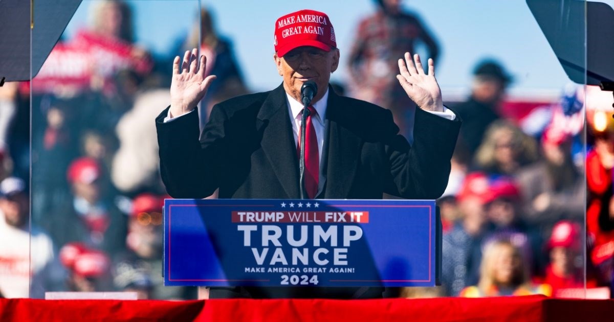 Trump kaže da nije trebao napustiti Bijelu kuću nakon prošlih izbora: Imali smo sve