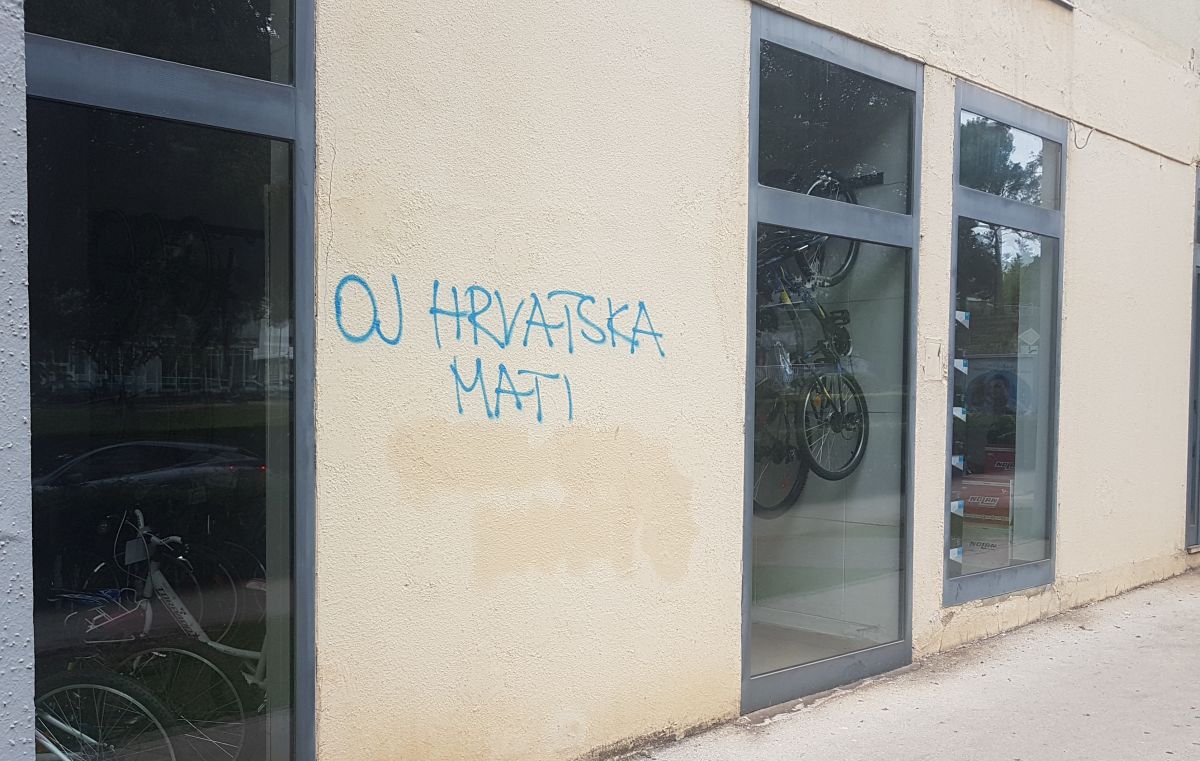 U Zadru uklonili pola grafita "Oj Hrvatska mati, Srbe ćemo klati"