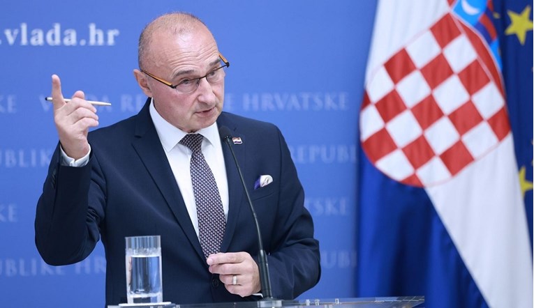 Grlić Radman: Hrvatska treba sudjelovati u obuci ukrajinskih vojnika