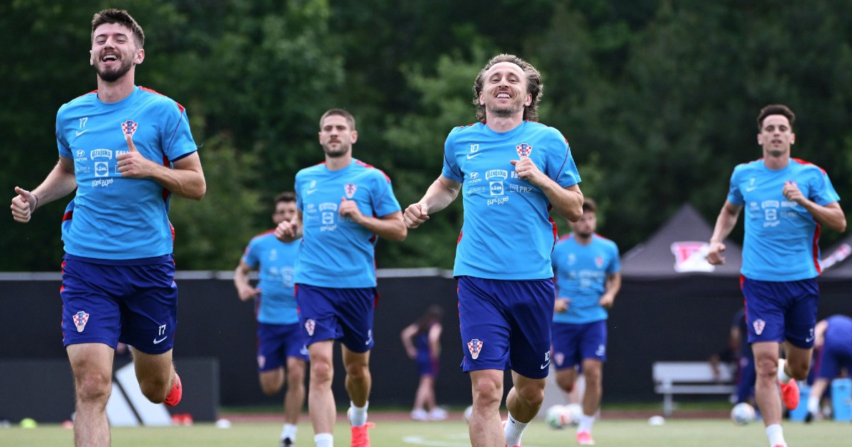Pratite Hrvatsku na SP-u: Igrači večeras putuju u Dallas. Modrić trenira bez maske