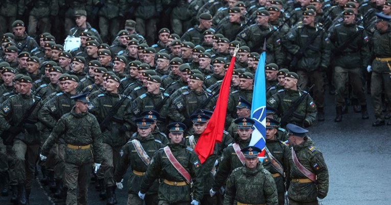 Finski mediji objavili satelitske snimke: "Rusi grade vojni grad blizu naše granice"