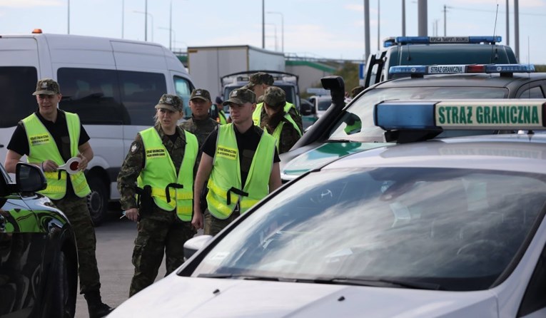 Poljska uvela kontrole na granicama, zaoštrava se stav prema migrantima