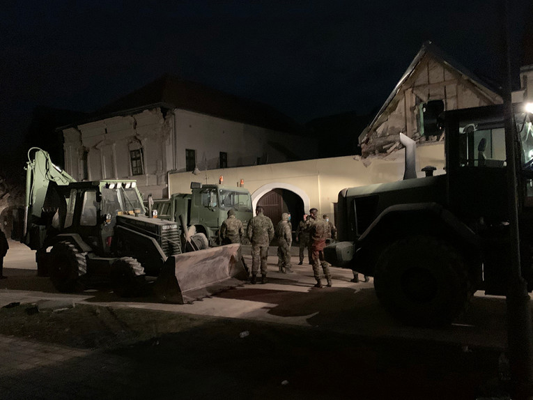 HEP: U Petrinji uključena javna rasvjeta