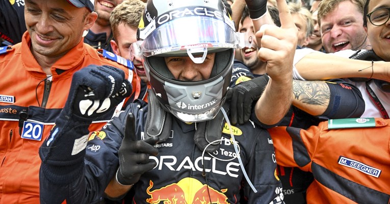 Perez pobijedio u Monaku nakon katastrofe Ferrarija i vratio se u borbu za titulu
