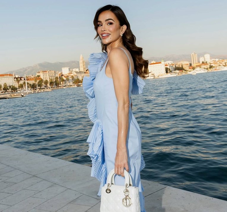 Severina se pojavila na proslavi 35 godina mature: "Picnula se i ja"