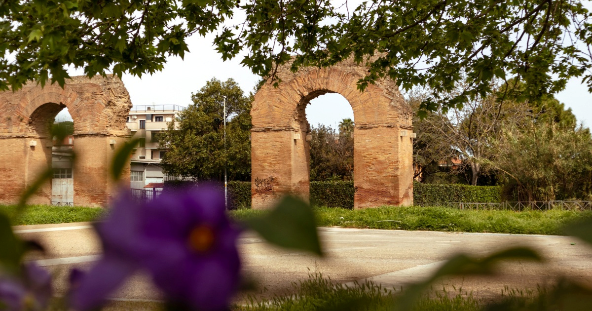 Migranti provalili u auto u Rimu. Silovali djevojku (18) pred njezinim zaručnikom
