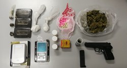 Kod muškarca iz okolice Splita u stanu pronađeno više vrsta droge, nađen i pištolj