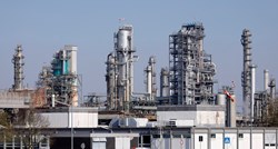 Slovačka rafinerija će zbog sankcija obustaviti izvoz Češkoj, Austriji i Poljskoj
