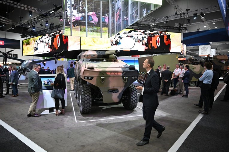 Dionice EU obrambenih divova rastu četvrti dan zaredom