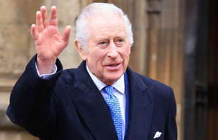 Buckinghamska palača oglasila se o stanju kralja Charlesa. Vraća se dužnostima