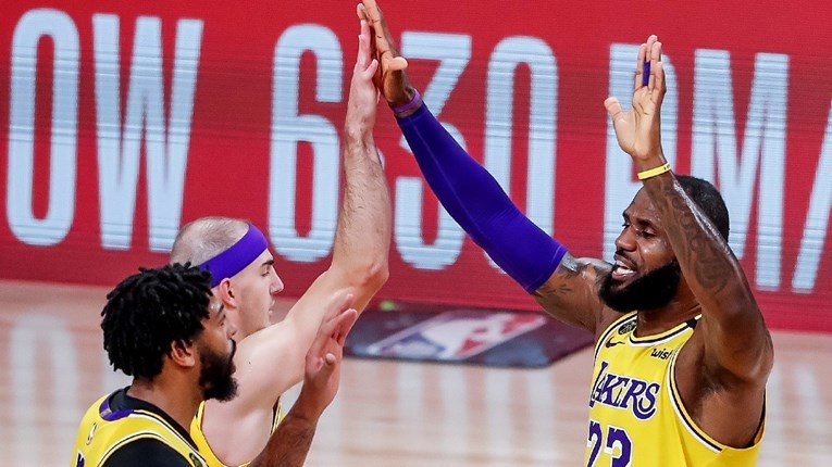 James i Davis opet nadigrali Hardena i Westbrooka, Lakersi jako blizu finala Zapada