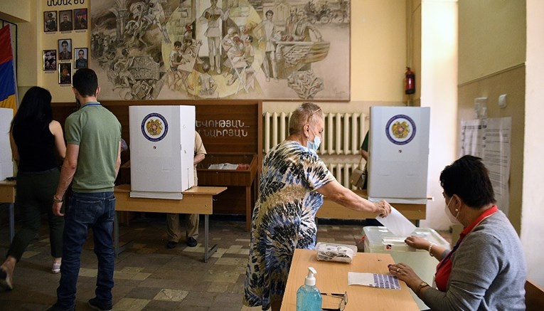U Armeniji se održavaju parlamentarni izbori
