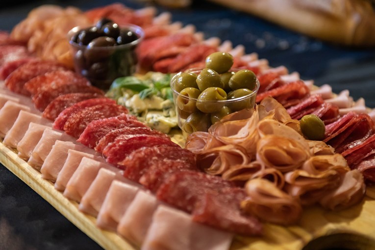 Radite domaću platu s narescima? Evo kako ju napraviti savršeno - kao iz dućana