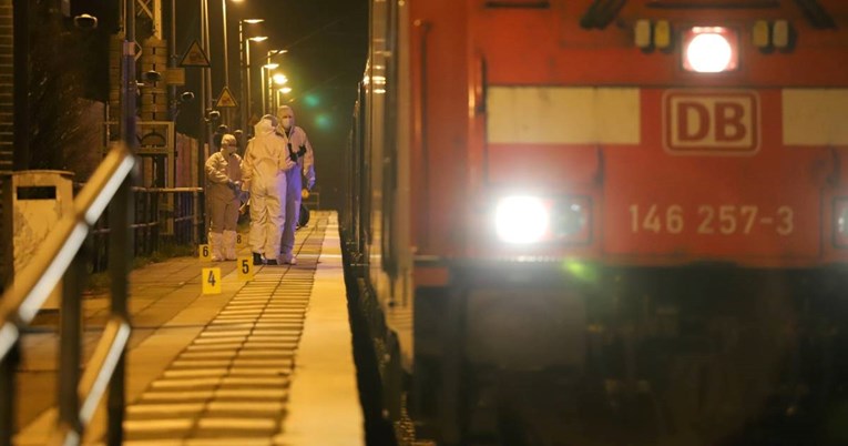 Palestinac u Njemačkoj nožem ubijao po vlaku. Dobio doživotni zatvor