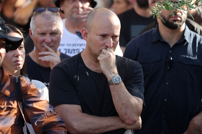 Bivši izraelski premijer: Sva prazna obećanja našeg vodstva eksplodirala su nam u lice