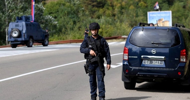 Na Kosovu iz zasjede ubijen policajac. Kurti: Okružili smo napadače, ima ih 30
