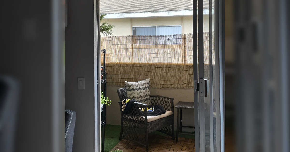 Susjedova nadzorna kamera snima mu stan, ekipa na internetu dala mu lude savjete