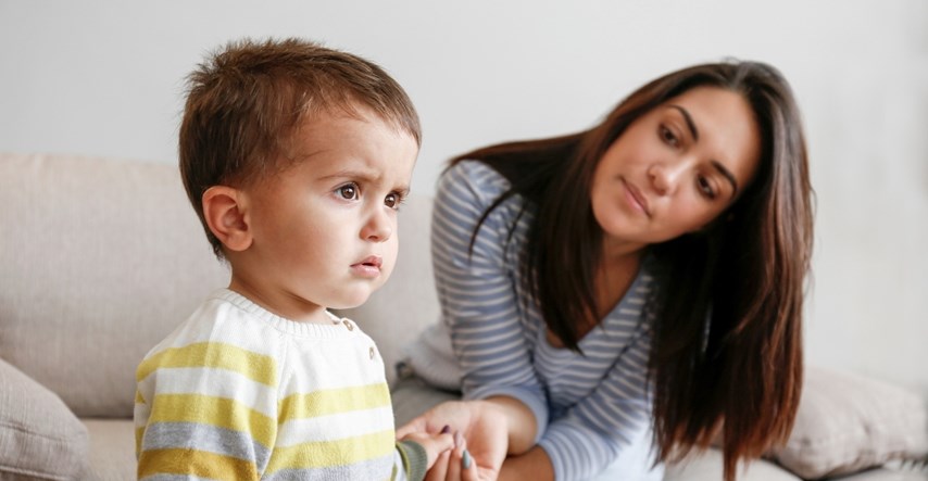 Terapeutkinja: Prestanite djeci govoriti ovih deset fraza nakon izljeva bijesa