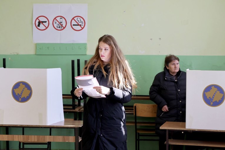 Prekosutra prijevremeni izbori na Kosovu. Analitičari: Kriza se vjerojatno nastavlja