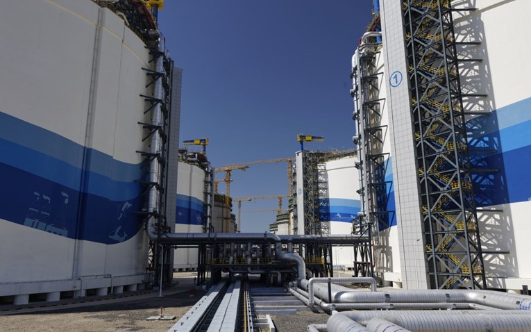 U SAD-u grade LNG terminale zbog Kine. Kina sada prestala kupovati američki plin