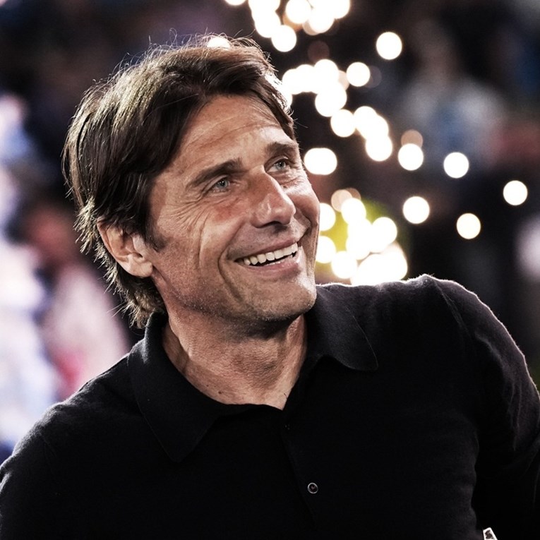 Veliki preokret u Napoliju, Conte ostaje. Milan ostao bez trenera