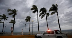 Uragan Lidia prijeti pacifičkoj obali Meksika, očekuju se poplave i odroni