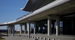 Avionu u zagrebačkoj zračnoj luci otkazale kočnice. Zabio se u vozilo